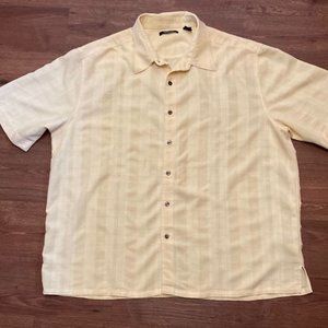 Mondo di Marco men’s short sleeve button down casual shirt. Size XXL.